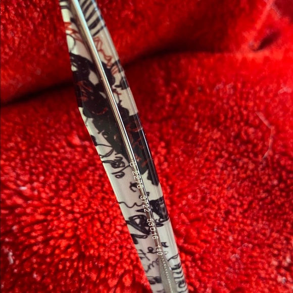 Burberry Stylish Black, White and Grey Women's Glasses - Picture 5 of 7